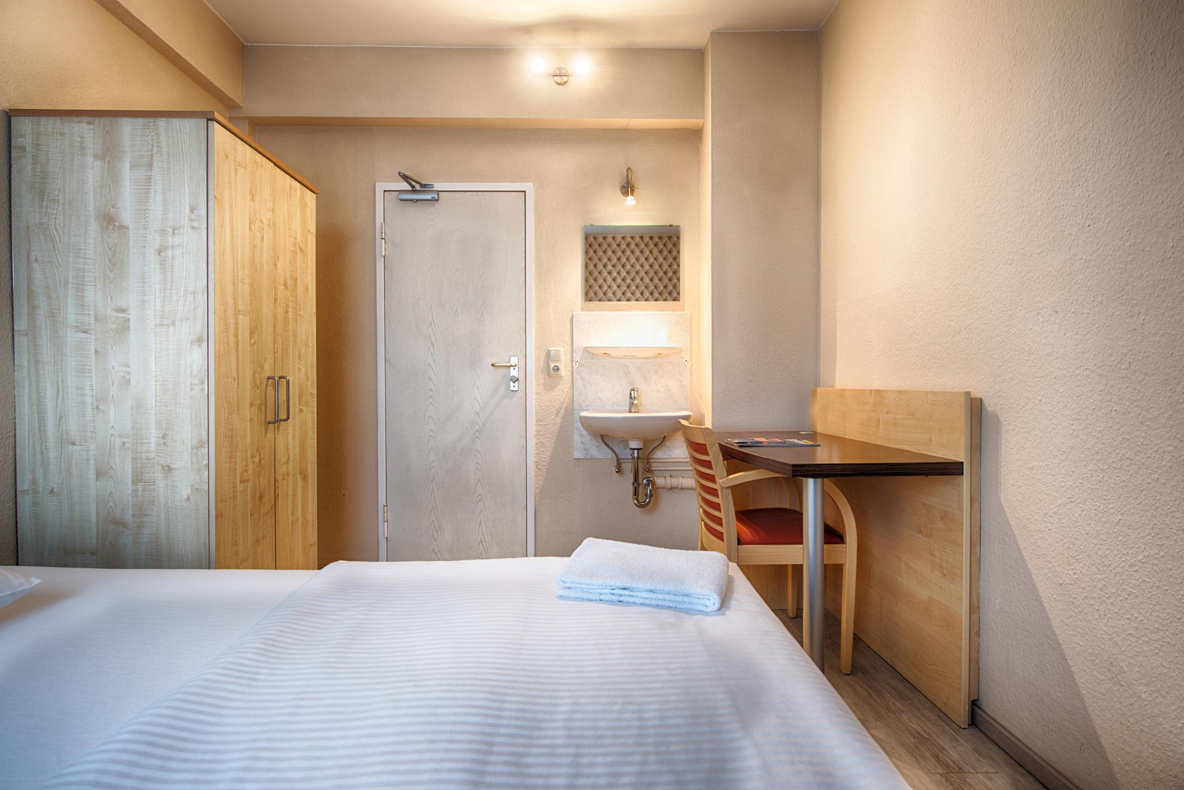 Enjoy Hostel Berlin City West Eksteriør billede