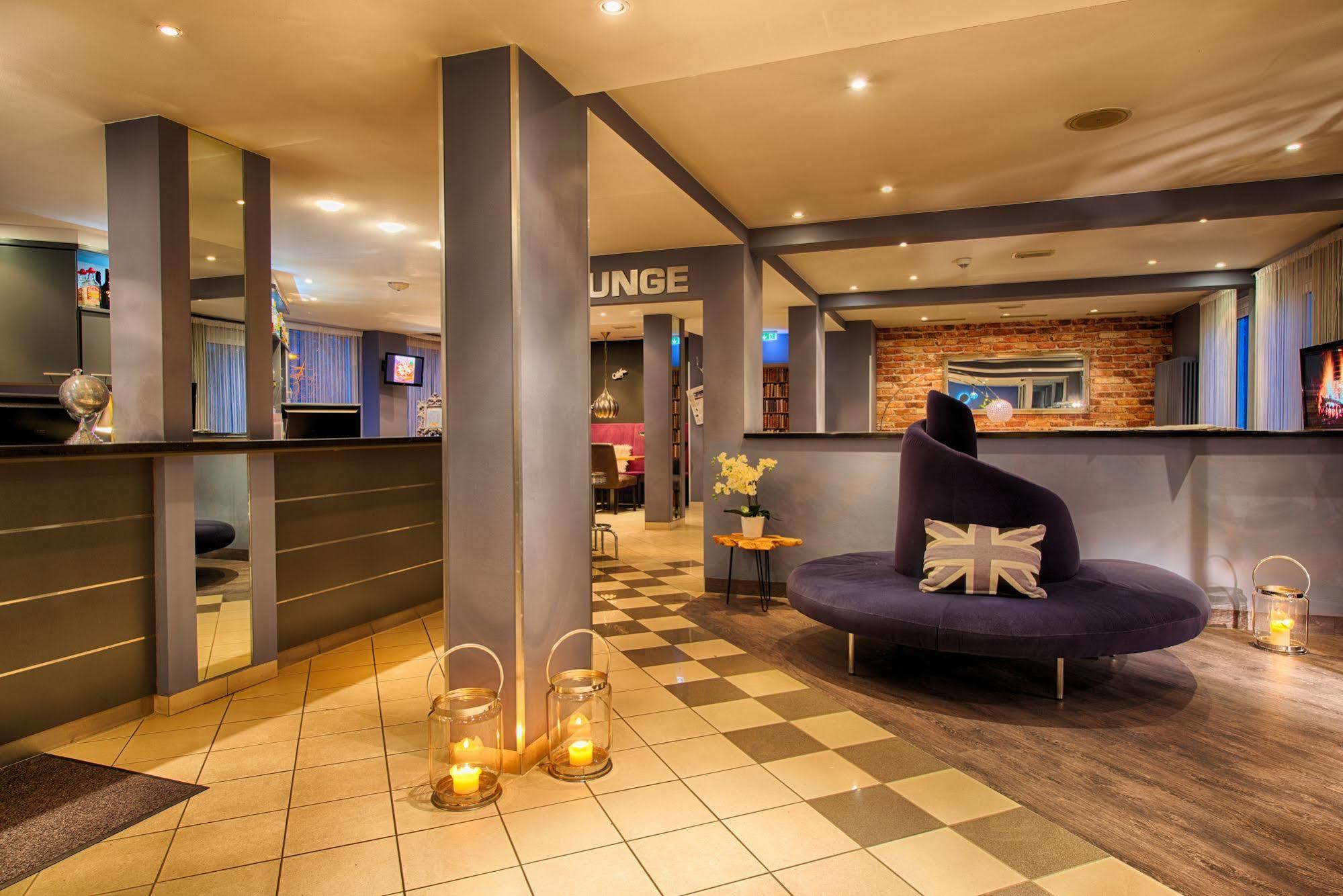 Enjoy Hostel Berlin City West Eksteriør billede