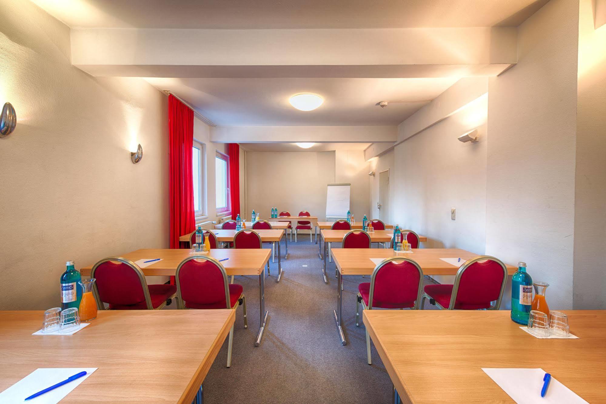 Enjoy Hostel Berlin City West Eksteriør billede